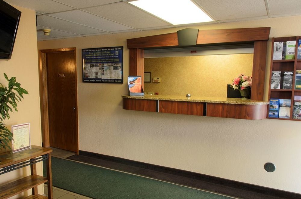 North Star Hotel Pictured Rocks Munising Interior foto